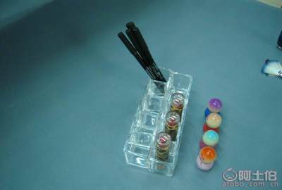 【廠家直銷防水化妝品收納盒可定制化妝品收納盒桌面收納盒DSCN4426】義烏市瓊?cè)R工藝品廠 - 產(chǎn)品庫